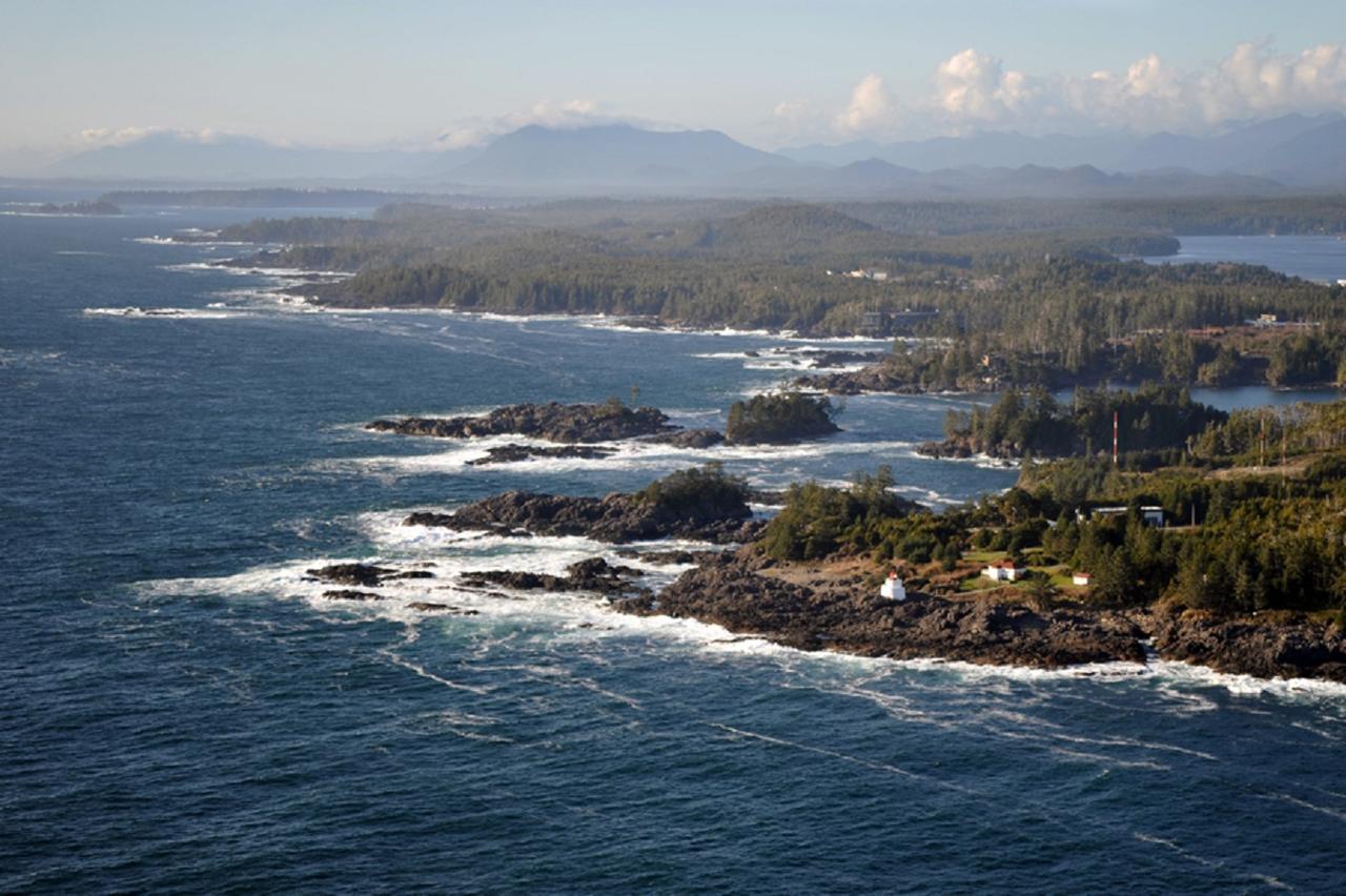 Black Rock Oceanfront Resort Ucluelet Exterior photo